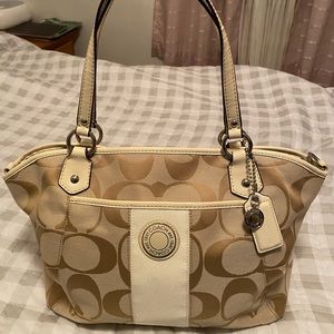 Coach Signature Tote